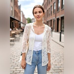 🎉NWT Lace zip hoodie M (fits a 4/6)